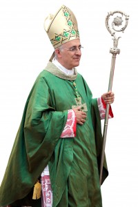 Mons. Domen ico D'Ambrosio arcivescovo di Lecce