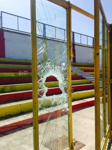atti vandalici stadio Bianco Gallipoli 6