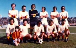 Emmerich Tarabocchia in una formazione del Lecce del 1974-'75