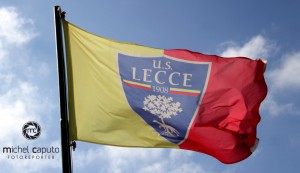 U.S. Lecce stemma bandiera